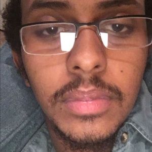 Meet your Posher, Yonathan